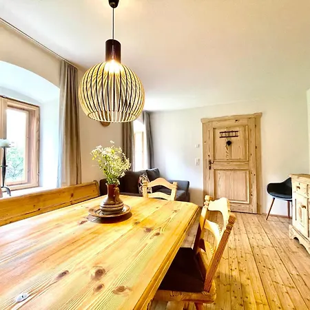 Mama Trixi's Amlach (Spittal an der Drau)